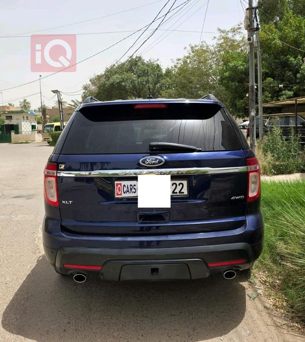 Ford Explorer